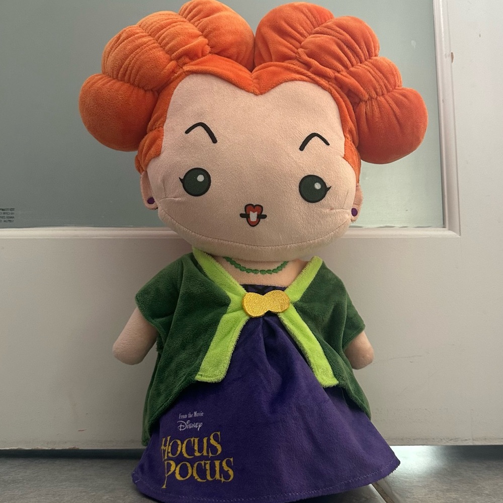 Hocus Pocus Winifred Door Greeter Halloween
